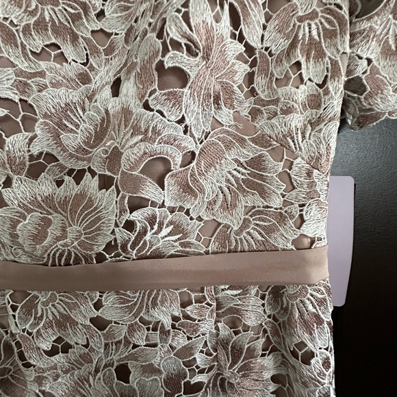 NWT JS COLLECTION LACE FLORAL DRESS 6 - Picture 2 of 5